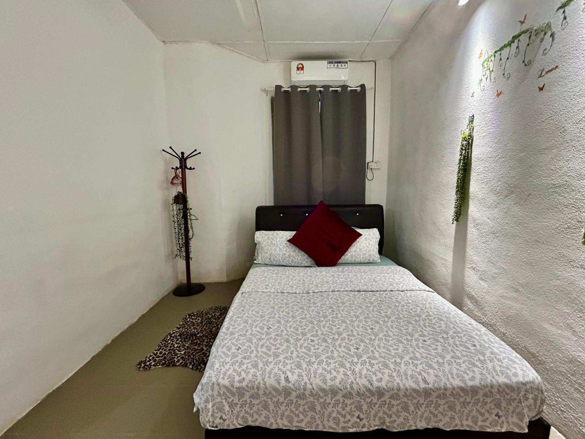 Entire 33 Cozy House • 3 Bedroom @ Alma Bukit Mertajam Exterior photo