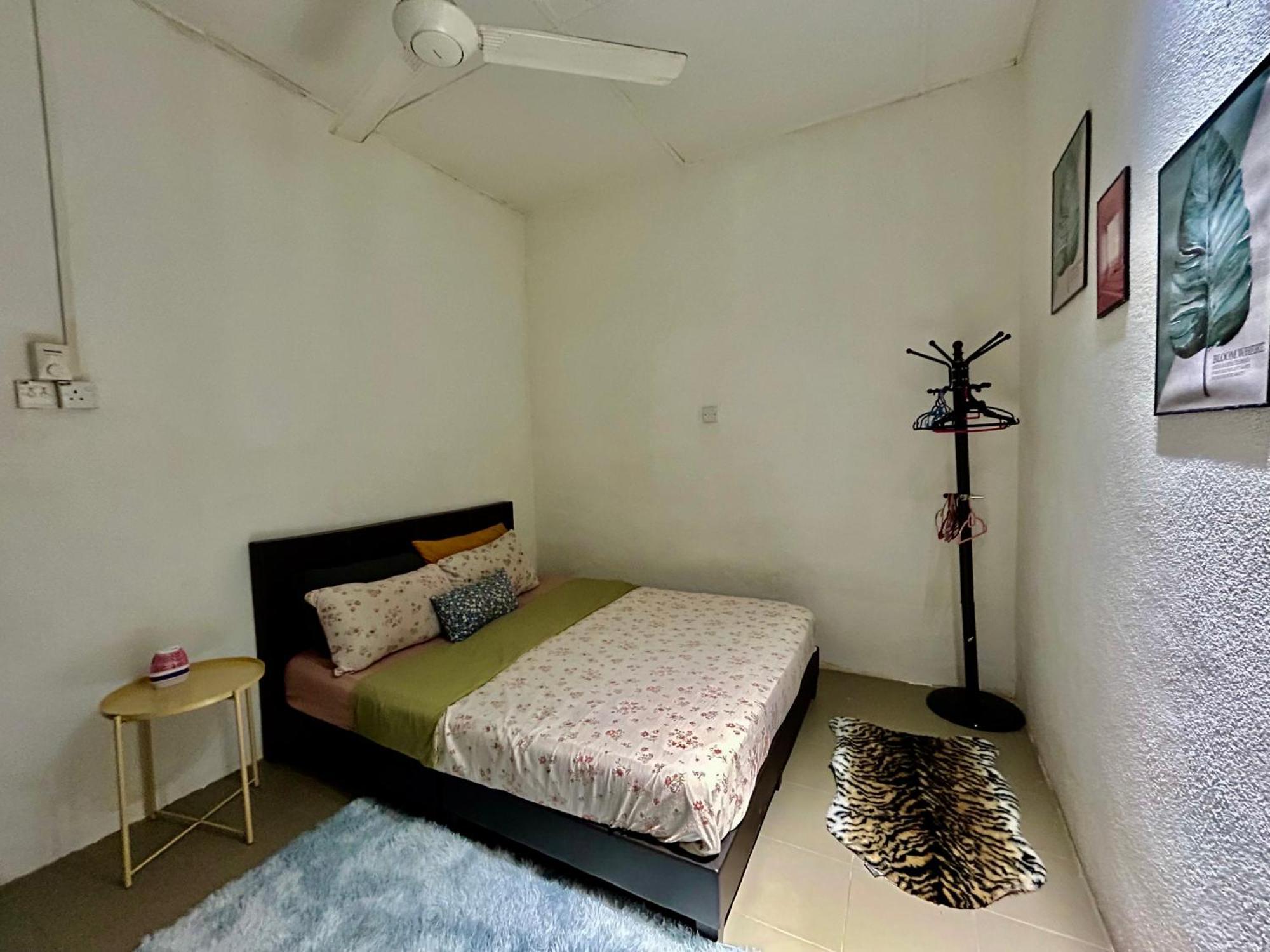 Entire 33 Cozy House • 3 Bedroom @ Alma Bukit Mertajam Exterior photo