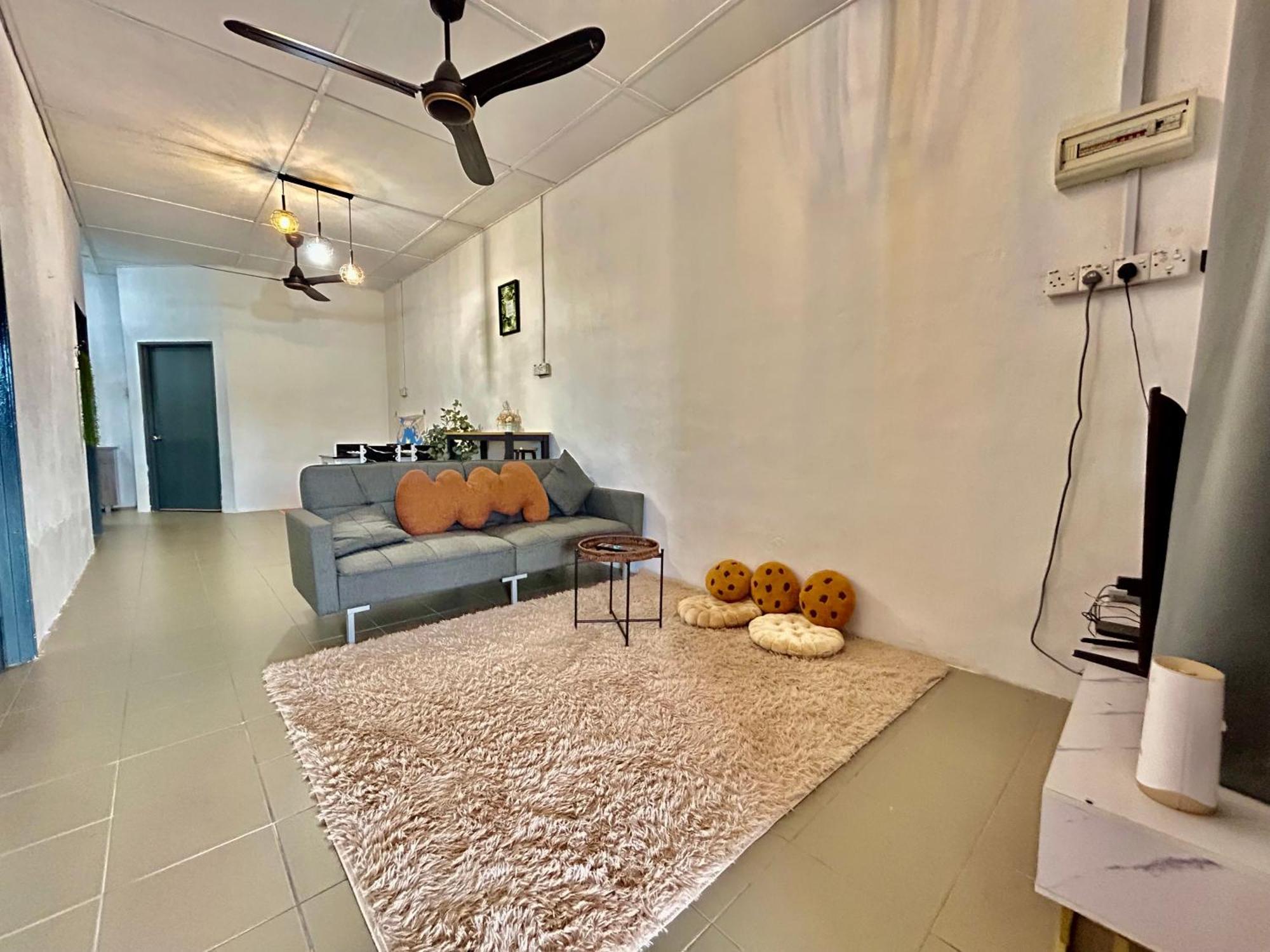 Entire 33 Cozy House • 3 Bedroom @ Alma Bukit Mertajam Exterior photo